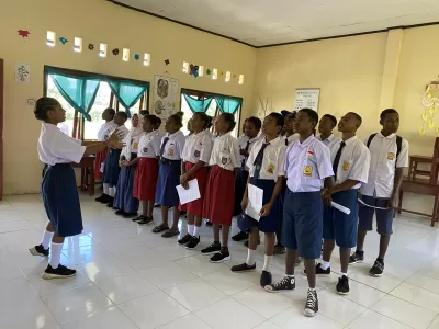 Latihan lagu Nasional